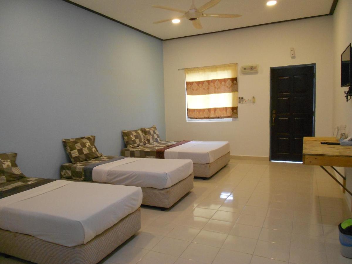 פנתאי צנאנג Perintis Motel Cenang מראה חיצוני תמונה