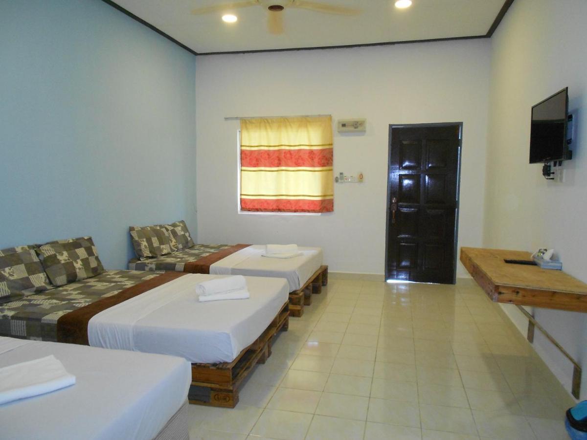 פנתאי צנאנג Perintis Motel Cenang מראה חיצוני תמונה