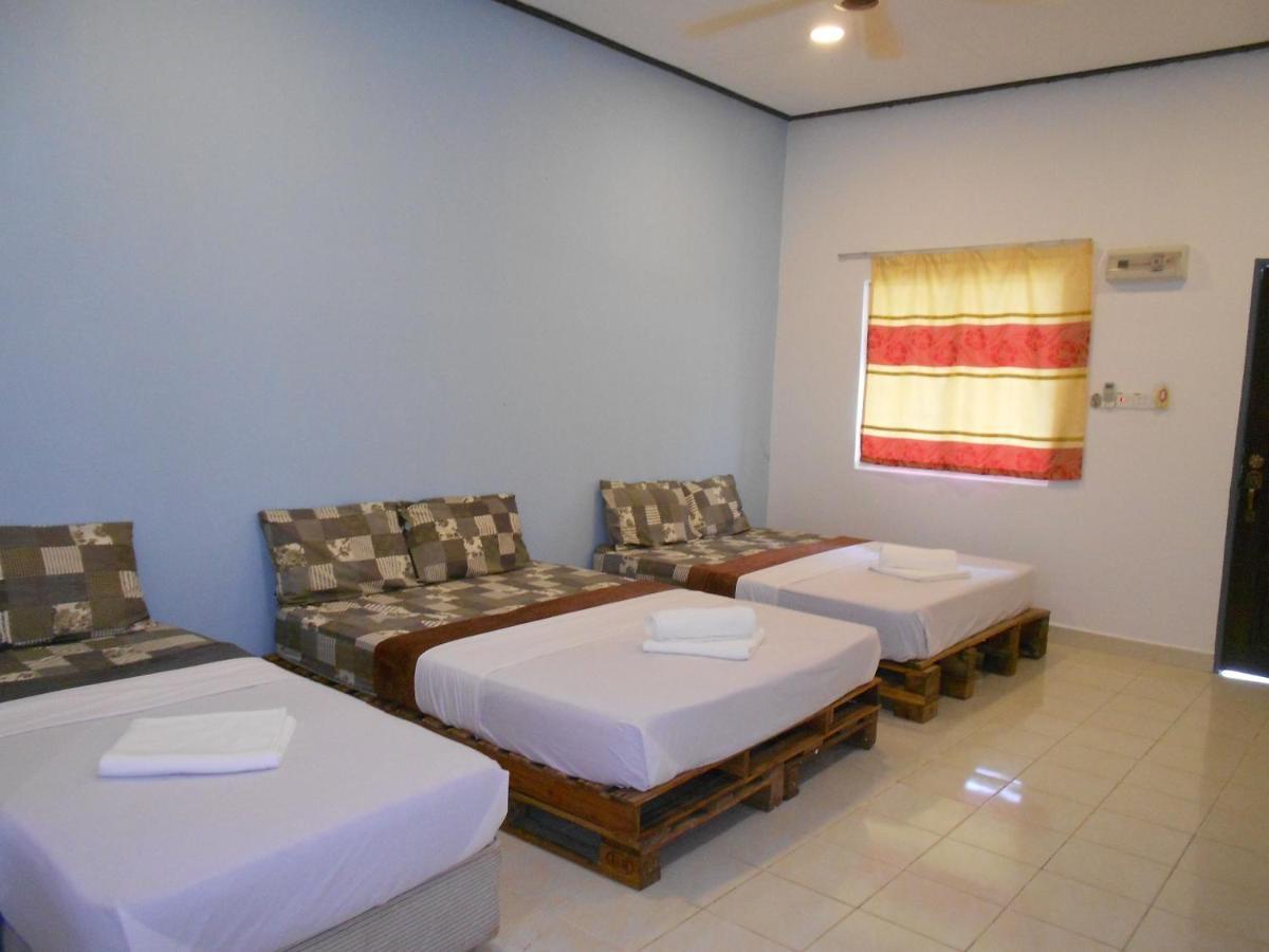 פנתאי צנאנג Perintis Motel Cenang מראה חיצוני תמונה